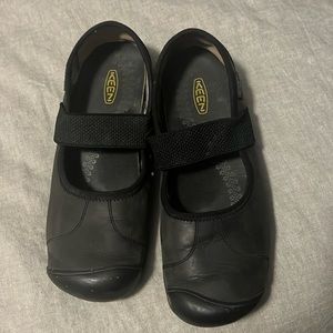 Keen shoes